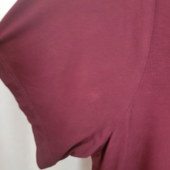 Cupio 1X Women's Tee t-shirt short sleeves Burgundy front pocket V-neck hi-low - Picture 7 of 9
